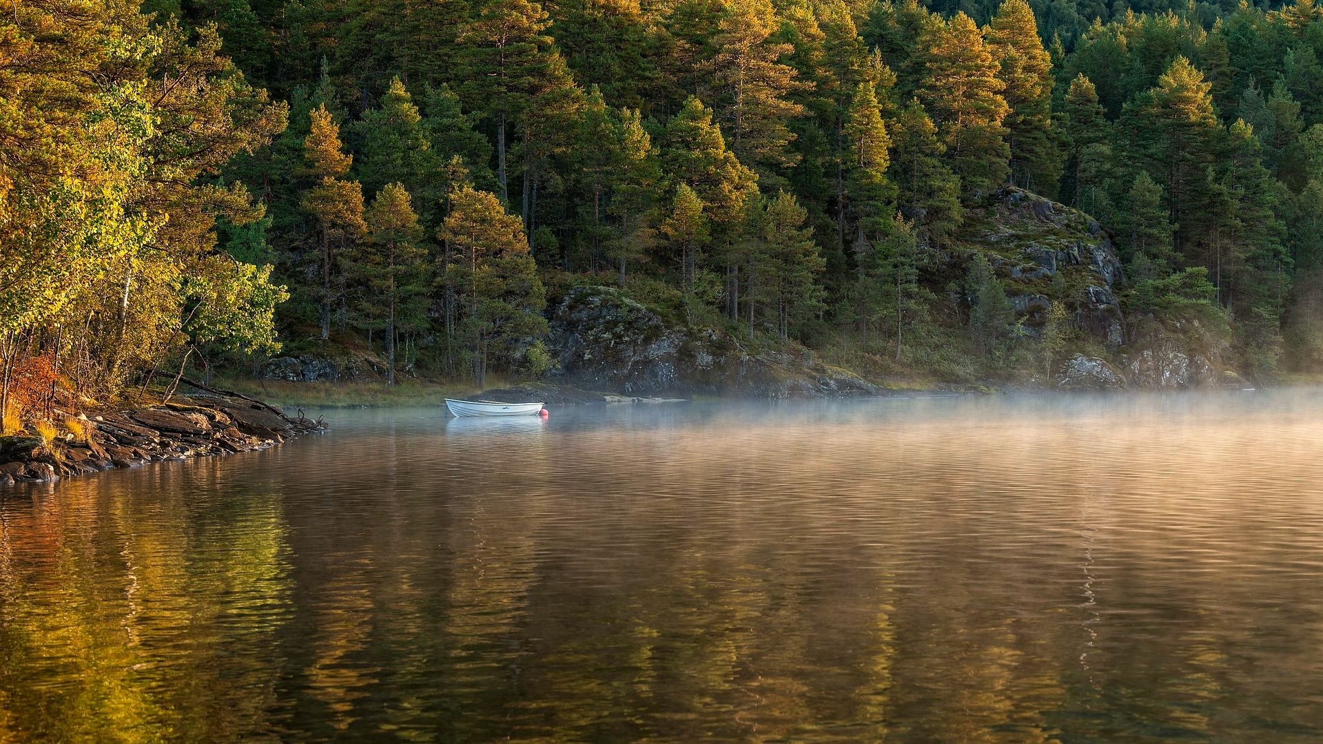 Naturlandschaft — Retreat an den Kärntner Seen und in den Bergen